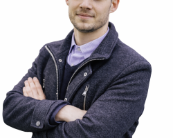 Nicolas G.